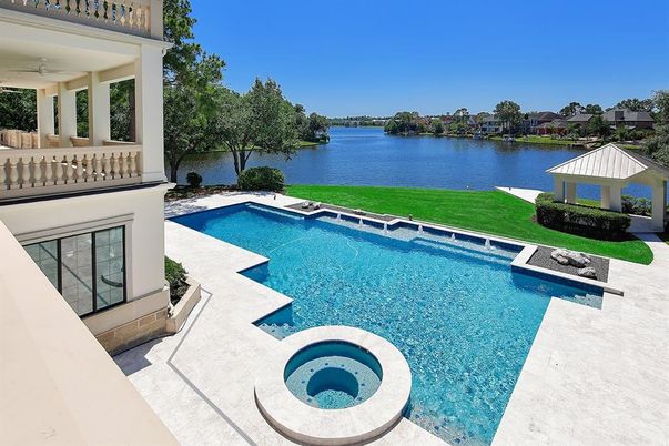 Exterior, Lake, Pool, Water