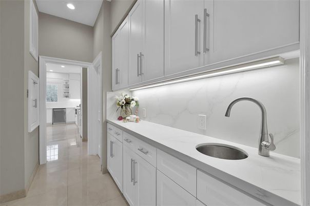Interior, Kitchen, Marble Walls, Recessed Lighting