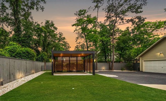 Backyard, Detached Garage, Exterior