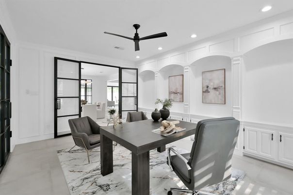 Dining room, Interior, Recessed Lighting