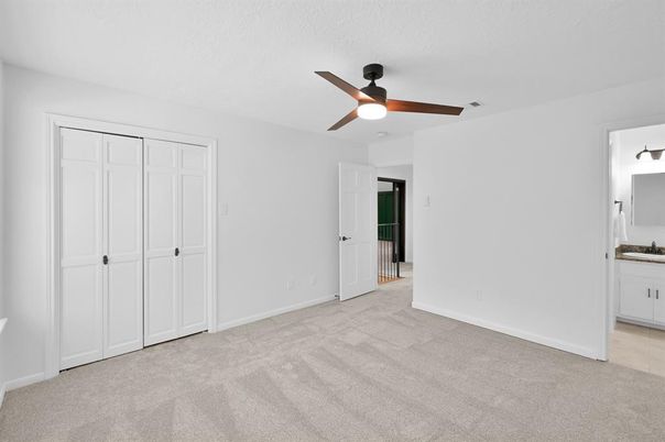 Bathroom, Empty room, Interior