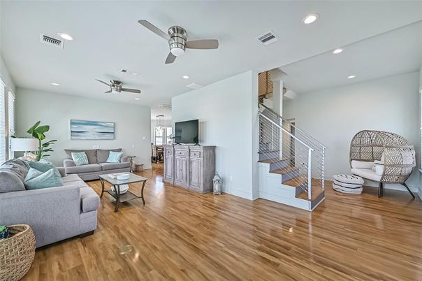 Interior, Living room, Recessed Lighting, Wood Texture Flooring