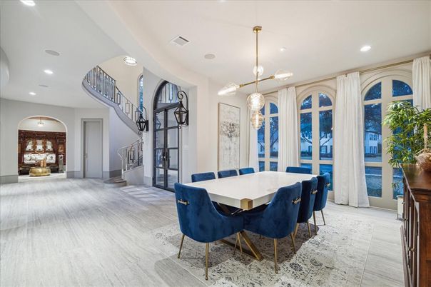 Dining room, Interior, Pendant Lights, Recessed Lighting
