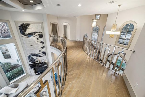 Interior, Pendant Lights, Recessed Lighting, Wood Texture Flooring