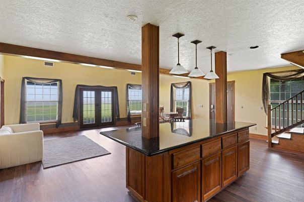 Interior, Pendant Lights, Recessed Lighting, Wood Texture Flooring