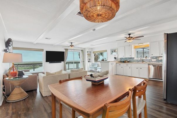 Dining room, Interior, Kitchen, Living room, Stainless Steel Appliances, Wood Texture Flooring