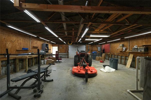 Fitness Equipment, Interior, Wooden Beams, Wooden Walls
