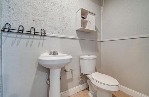Bathroom, Interior