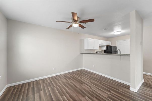 Empty room, Interior, Kitchen, Wood Texture Flooring