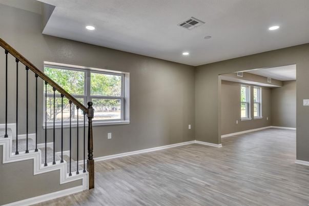 Empty room, Interior, Recessed Lighting, Wood Texture Flooring