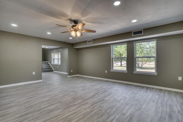 Empty room, Interior, Recessed Lighting, Wood Texture Flooring