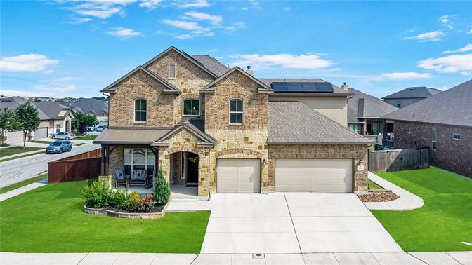 Attached, Exterior, Facade, Solar Panels, Brick Traditional