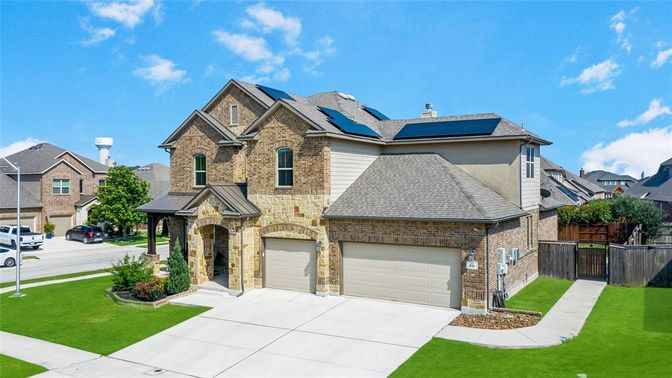 Attached, Exterior, Facade, Brick Facade, Solar Panels, Brick Traditional