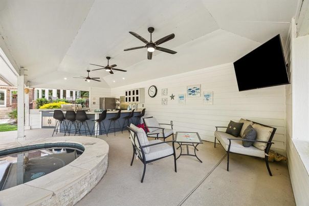 Interior, Pool, Recessed Lighting
