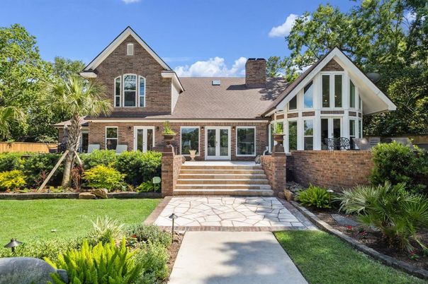 Exterior, Facade, Brick Facade, Tudor Revival