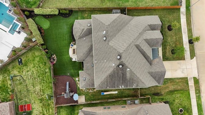Exterior, Drone