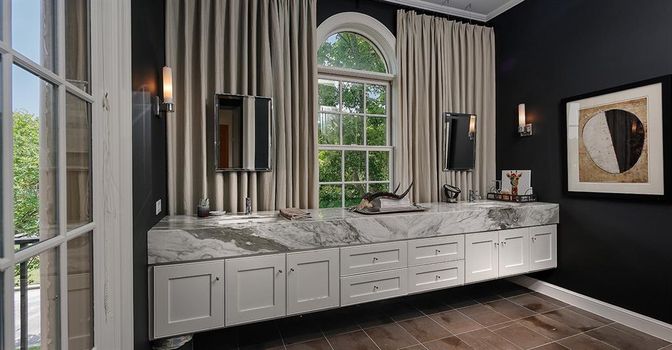 Bathroom, Dual Sink Vanities, Interior