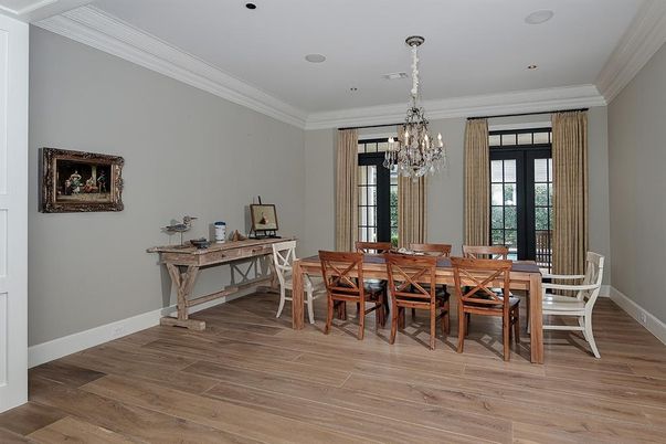 Chandelier, Dining room, Interior, Recessed Lighting, Wood Texture Flooring