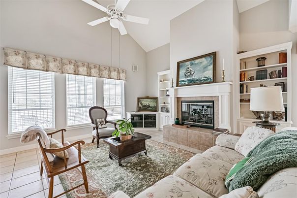 Fireplace, Interior, Living room, Pendant Lights