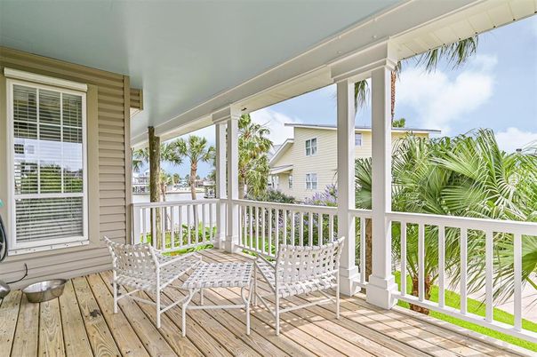 Exterior, Wood Texture Flooring