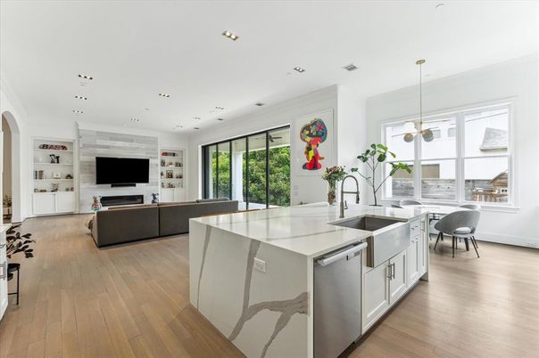 Dining room, Interior, Kitchen, Living room, Pendant Lights, Recessed Lighting, Wood Texture Flooring
