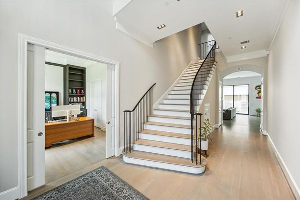 Interior, Recessed Lighting, Wood Texture Flooring