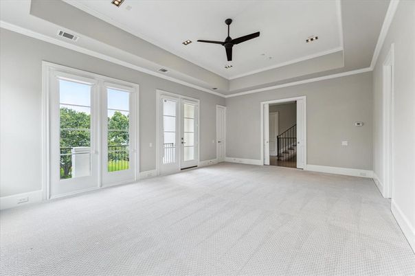 Empty room, Interior, Recessed Lighting