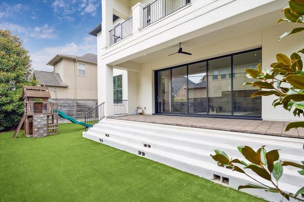 Backyard, Exterior, Playground