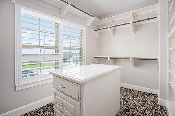 Interior, Walk-in Closets