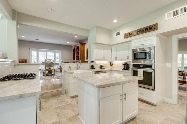 Dining room, Interior, Kitchen, Recessed Lighting, Stainless Steel Appliances