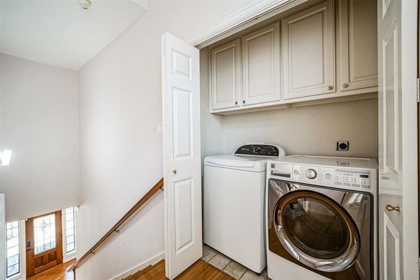 DE Listing image placeholder