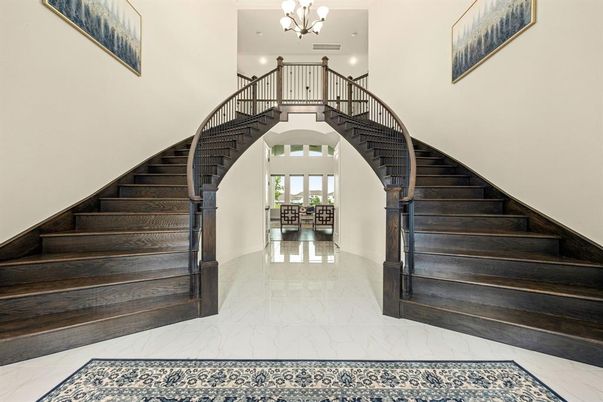 Chandelier, Interior, Marble, Recessed Lighting