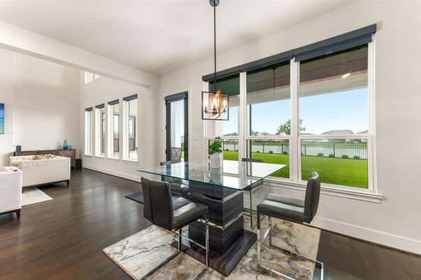 Chandelier, Dining room, Interior, Living room, Pendant Lights, Wood Texture Flooring