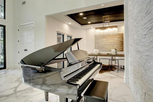 Chandelier, Interior, Marble, Pendant Lights, Piano, Recessed Lighting, Stone Walls