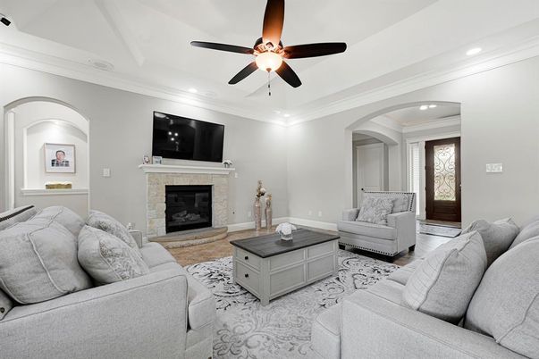 Fireplace, Interior, Living room, Recessed Lighting