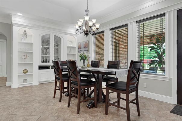 Chandelier, Dining room, Interior, Recessed Lighting