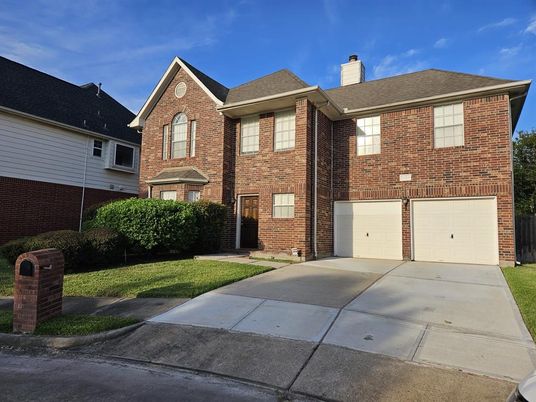 Attached, Exterior, Facade, Brick Facade, Brick Traditional