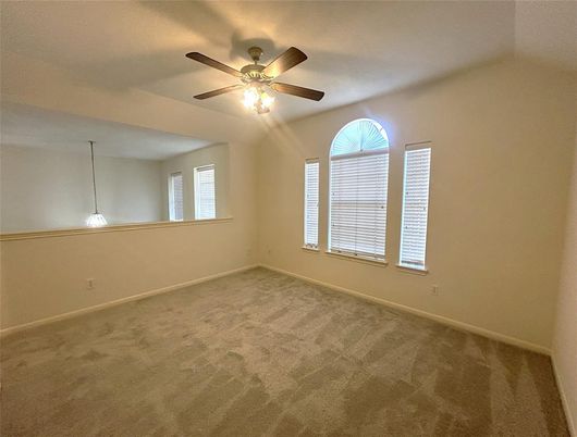 Empty room, Interior, Pendant Lights