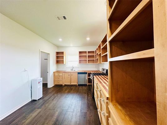Interior, Kitchen, Recessed Lighting, Wood Texture Flooring