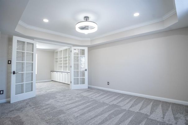 Empty room, Interior, Recessed Lighting