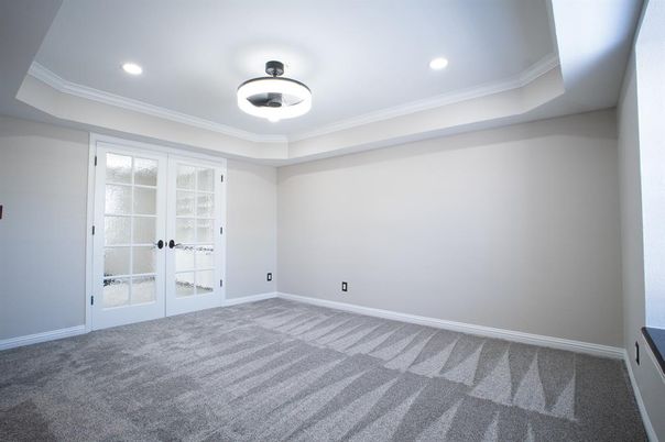 Empty room, Interior, Pendant Lights, Recessed Lighting