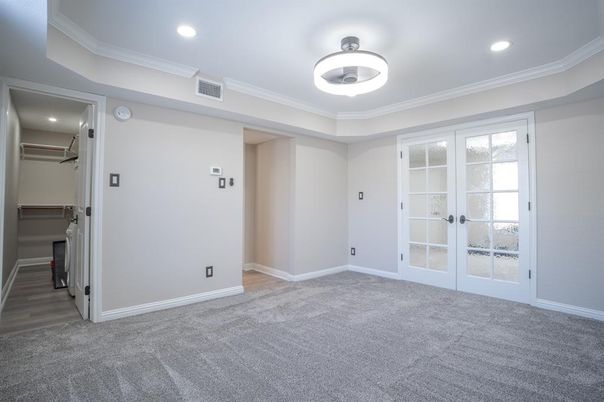 Empty room, Interior, Recessed Lighting, Walk-in Closets