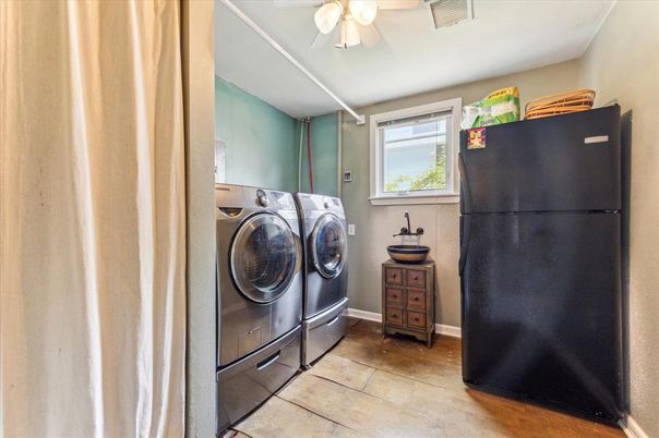Interior, Washer