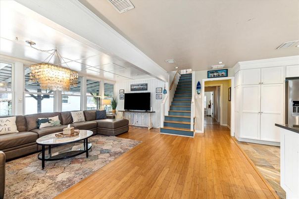 Chandelier, Interior, Living room, Recessed Lighting, Wood Texture Flooring