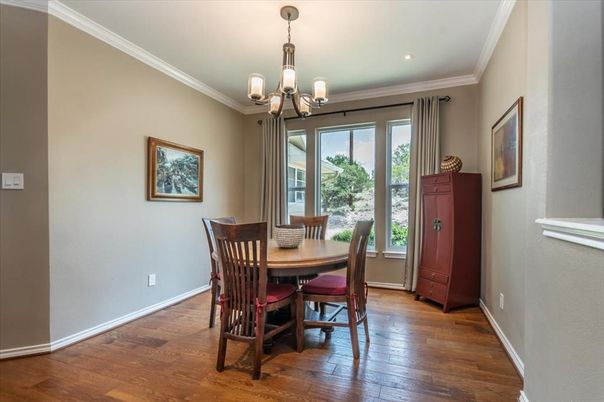 Chandelier, Dining room, Interior, Recessed Lighting, Wood Texture Flooring