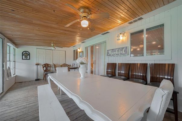 Dining room, Interior, Wooden Ceilings