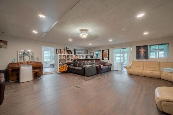 Dining room, Interior, Living room, Recessed Lighting, Wood Texture Flooring