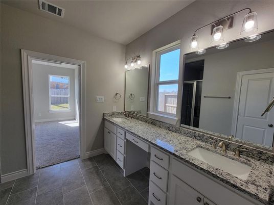 Bathroom, Dual Sink Vanities, Interior