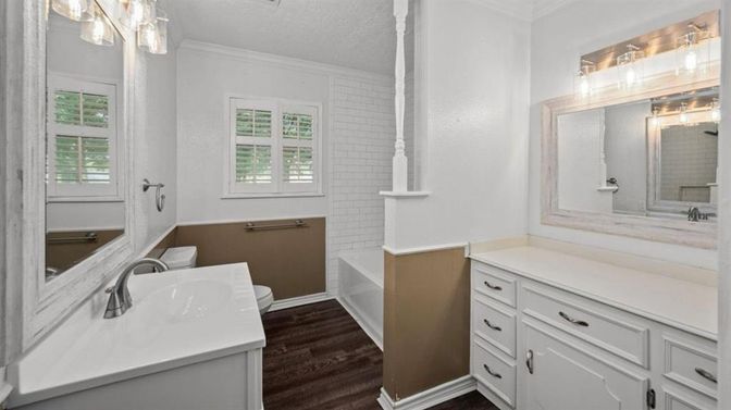 Bathroom, Interior, Wood Texture Flooring