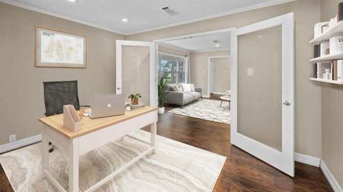 Home Office, Interior, Recessed Lighting, Wood Texture Flooring